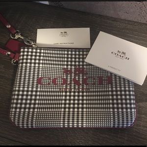 Small Coach wristlet